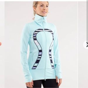 Lululemon aquamarine in stride jacket